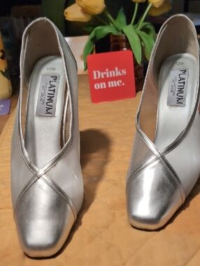 PLATINUM Silver Women's Dress Heels - Elegant Cross-Vamp Pumps